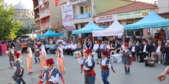 30-kizilcaboluk-kultur-sanat-tekstil-ve-moda-festivali-coskuyla-basladi-FuJbaZs8.jpg