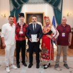 ALTIN KARAGÖZ EKİPLERİNDEN BAŞKAN VEKİLİ BİBA'YA ZİYARET