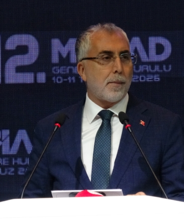 BAKAN IŞIKHAN: "SON 23 ÇEYREKTİR İSTİKRARLI BÜYÜMEMİZİ SÜRDÜRÜYORUZ"