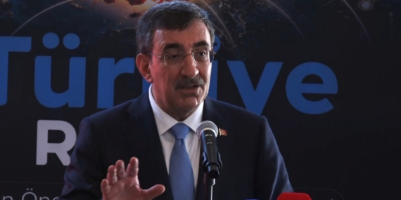 CUMHURBAŞKANI YARDIMCISI YILMAZ: "GEÇEN YIL İTİBARİYLE, NOMİNAL DOLAR BAZINDA DÜNYANIN 16. BÜYÜK EKONOMİSİYİZ" "ÇOK GÜÇLÜ BİR SAVUNMA SANAYİ OLUŞTURMUŞ DURUMDAYIZ"