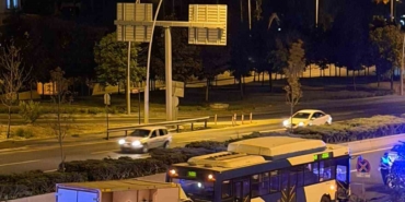 Ankara'da EGO otobüsüne kamyonet çarptı