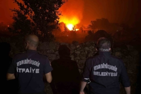 Aydın'da Orman Yangınına Büyükşehir İtfaiyesi Müdahale Etti