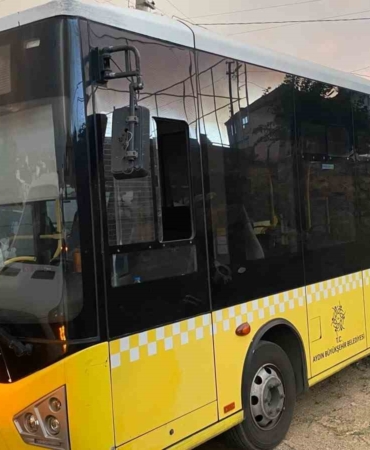 Aydın'da orman yangını nedeniyle halk otobüsleri hazır bekletiliyor