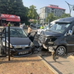 Bingöl'de minibüs ve otomobil çarpıştı, 5 kişi yaralandı