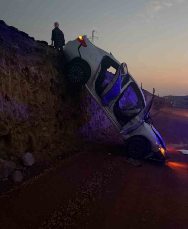 Bingöl'de trafik kazası: İki kişi yaralandı