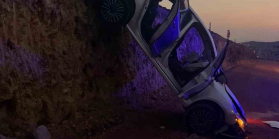 Bingöl'de trafik kazası: İki kişi yaralandı
