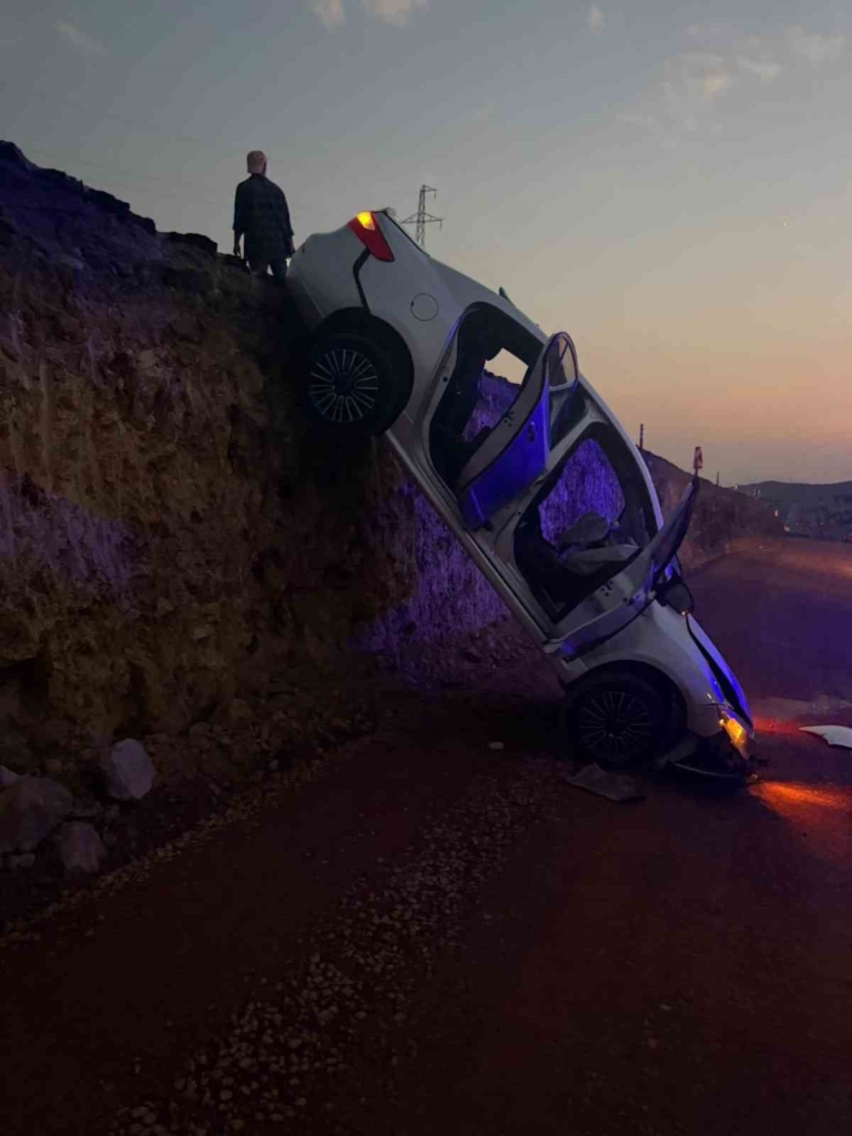 Bingöl'de trafik kazası: İki kişi yaralandı