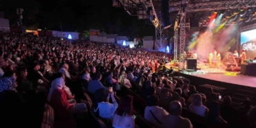 Bursa'da Uluslararası Festivalde Karadeniz Müziği Rüzgarı