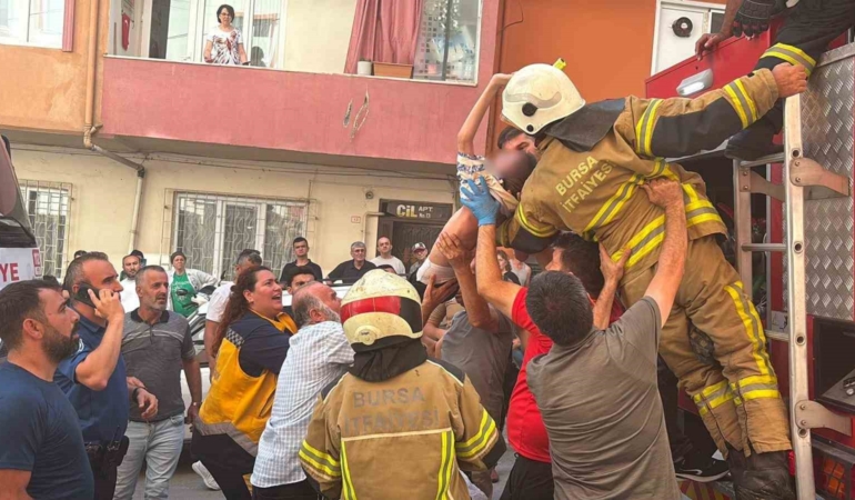 Bursa'da engelli çocuk itfaiye ekiplerince kurtarıldı