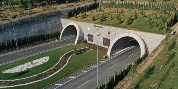 Çanakkale Biga'daki yangına Vali Toraman'dan yerinde inceleme