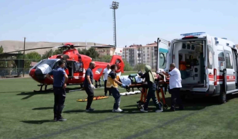 Darende'de aynı günde iki hava ambulansı talebi