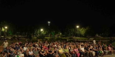 Denizli'de yaz konserleri mahalleleri müzikle buluşturuyor