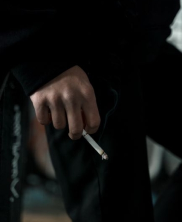 Edirne'de sigara izmariti yangına neden oldu, 6 kişi kurtuldu