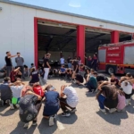 Erzincan'da öğrenciler itfaiyeciliği yerinde öğreniyor