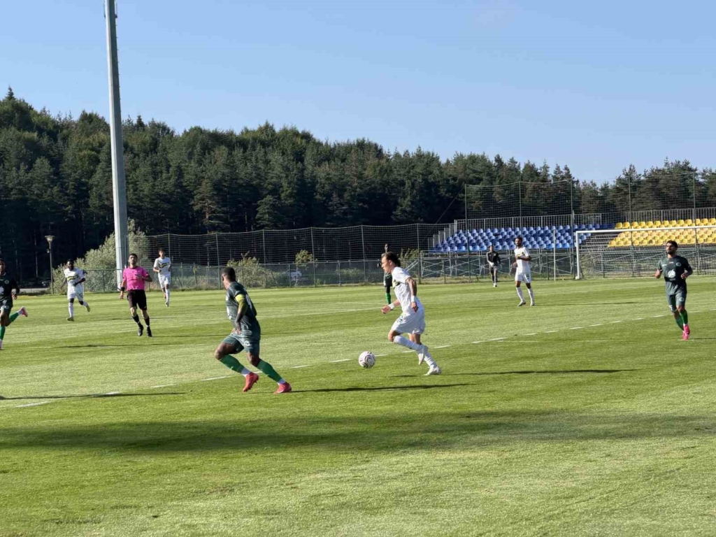 Esenler Erokspor, Al İttihad'ı Hazırlık Maçında 2-1 Yendi