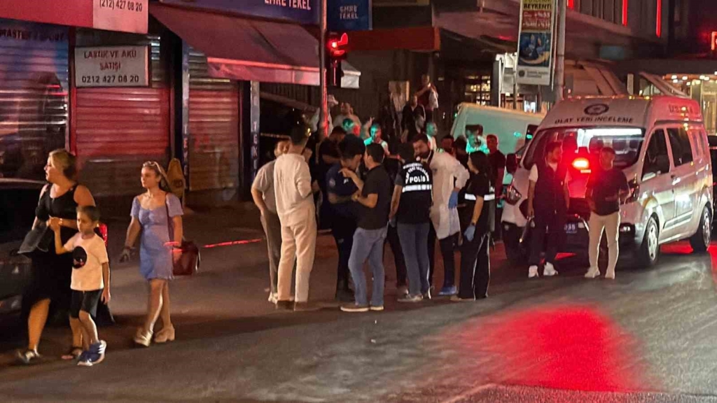 Eyüpsultan'da oto galeriye silahlı saldırı: 4 yaralı