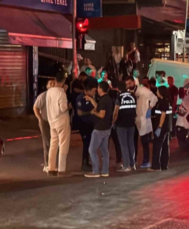 Eyüpsultan'da oto galeriye silahlı saldırı: 4 yaralı