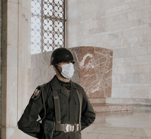 İran'da ABD saldırısında 3 Devrim Muhafızı hayatını kaybetti