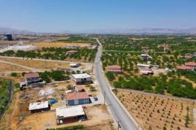 Malatya'da yol yatırımları hız kesmeden devam ediyor
