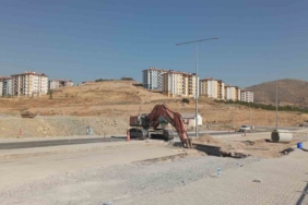 Malatya'daki yol çalışmasında göçük: 2 işçi kurtarıldı