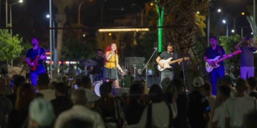 Mersin'de yaz akşamları konserlerle renklendiriliyor