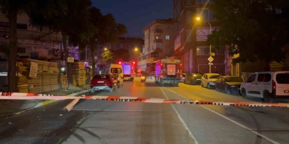 PENDİK’TE DETERJAN ÜRETİM YAPAN FABRİKADA ÇIKAN YANGIN SÖNDÜRÜLDÜ