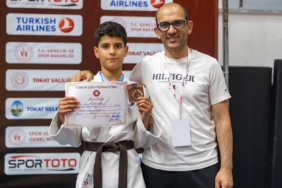 Resul Eymen Kaya, Van'da Türkiye Judo Şampiyonası'nda üçüncü oldu