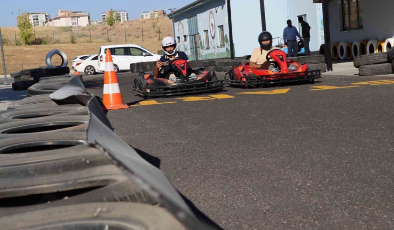 Şanlıurfa'da yeni go-kart pisti hız tutkunlarını bekliyor