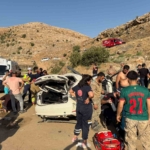 ŞIRNAK'TA OTOMOBİL ŞARAMPOLE YUVARLANDI: 2 ÖLÜ, 2 YARALI