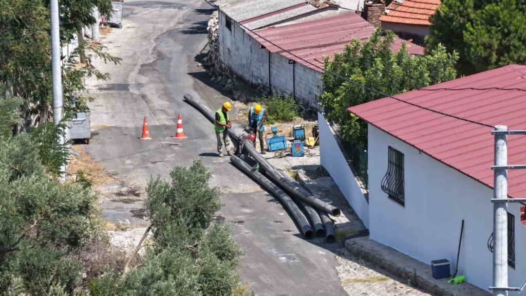 Söke Atburgazı'nda 4,6 milyon liralık içme suyu hattı yenileniyor
