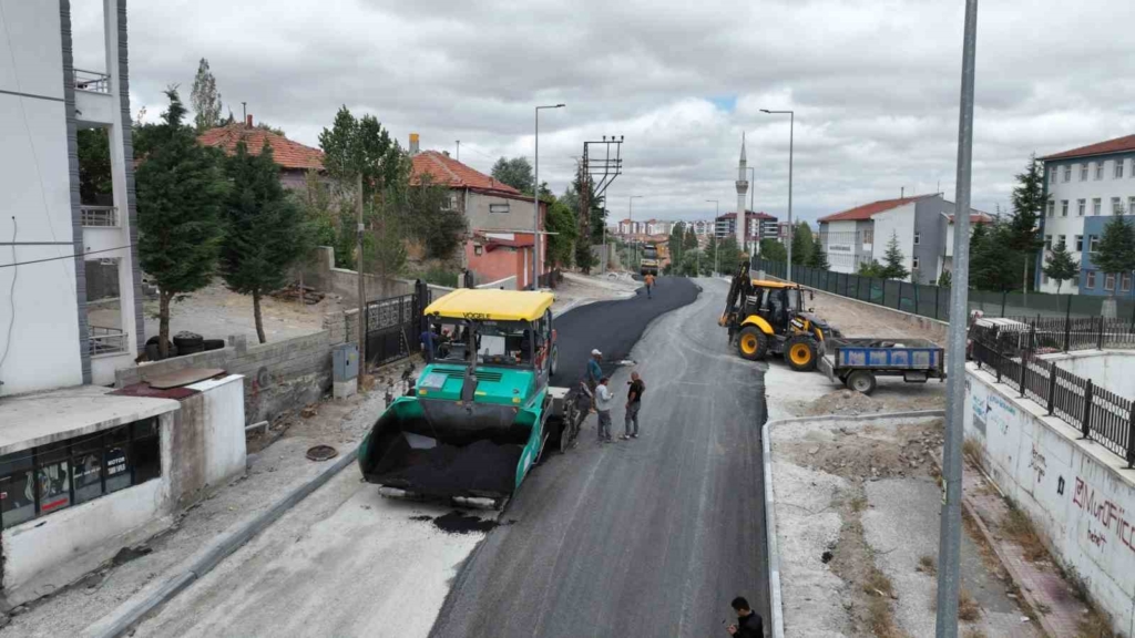 Sorgun'da Mahalle Yılı kapsamında yenileme çalışmaları sürüyor