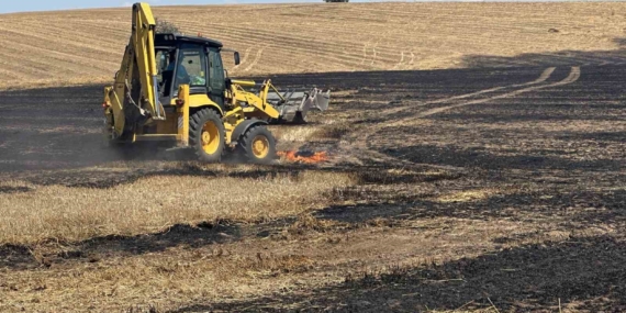 Tekirdağ'da anız yangını kontrol altına alındı