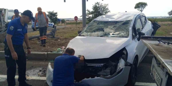 Tekirdağ'da trafik kazasında iki kişi yaralandı