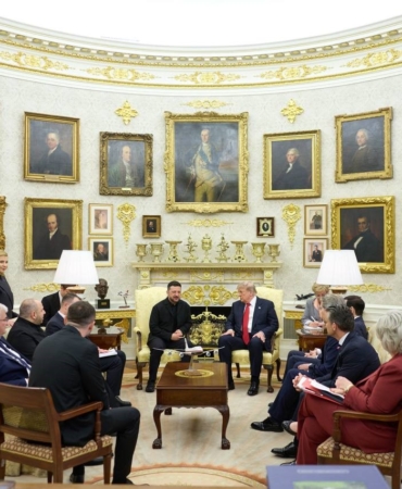 ABD BAŞKANI TRUMP, BEYAZ SARAY’DA ZELENSKİY İLE GÖRÜŞTÜ