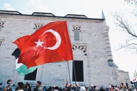 Trump, Gazze'de tarihi anlaşmayı duyurdu; Türkiye'ye teşekkür etti