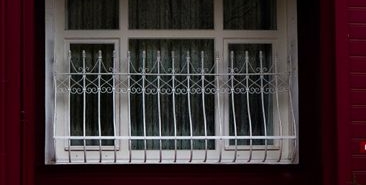 Üsküdar Belediye Başkanı Sinem Dedetaş tutuklandı