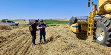 afyonkarahisarda-hububat-hasadi-basladi-D9YhNlNP.jpg