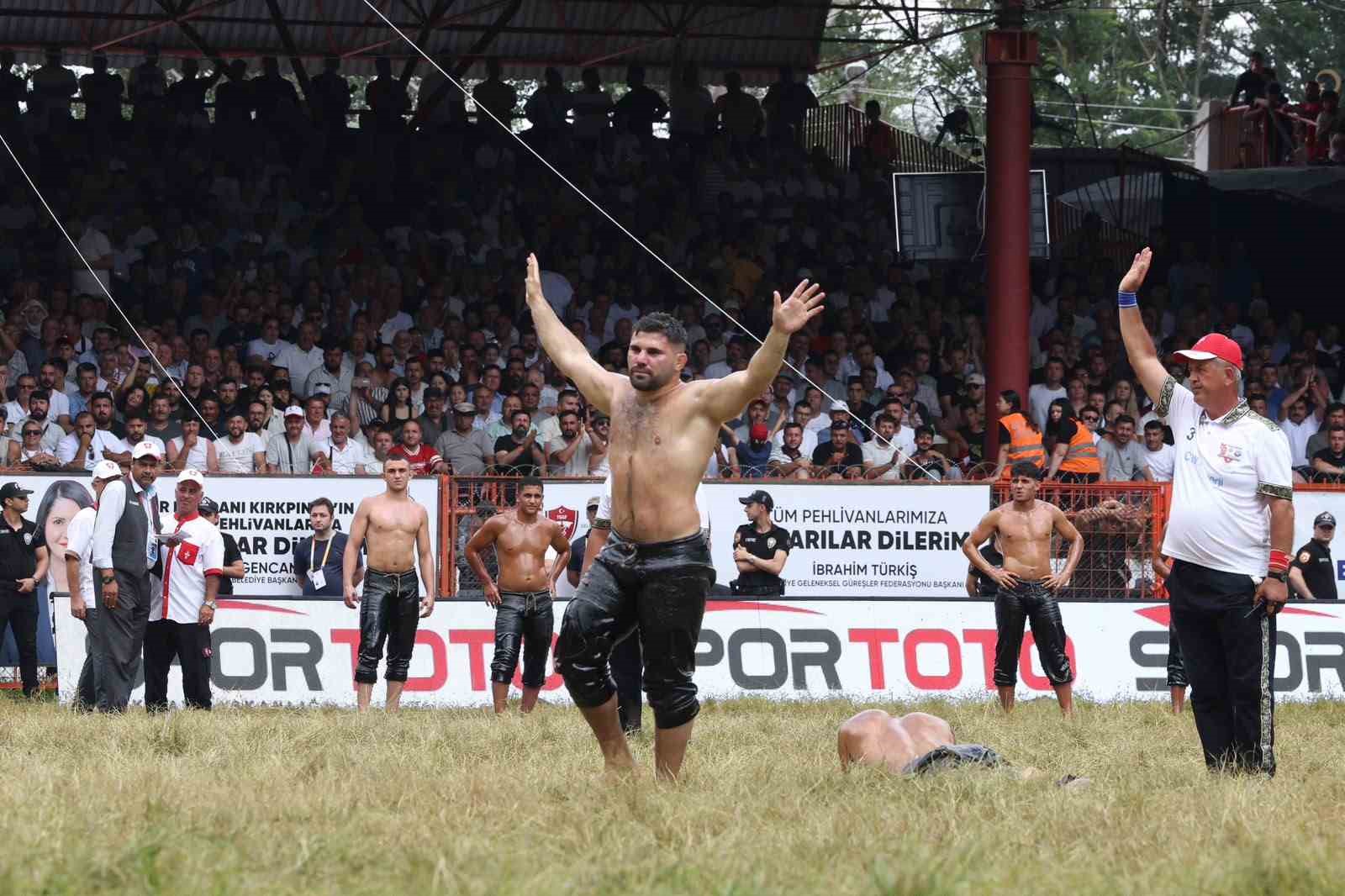 altin-kemer-antalyaya-geldi-WfRlWwJ8.jpg