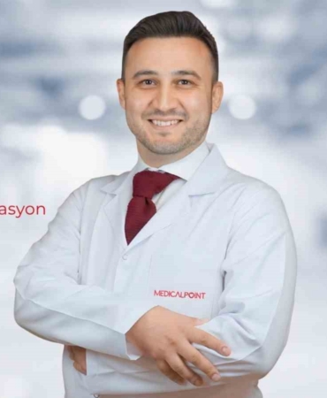 anestezi-ve-reanimasyon-uzmani-dr-burak-dineri-medical-pointte-hasta-kabulune-basladi-1ZhFBIw1.jpg