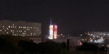 ankarada-nato-uyesi-ulkelerin-bayraklari-binaya-yansitildi-ITTdxsd8.jpg