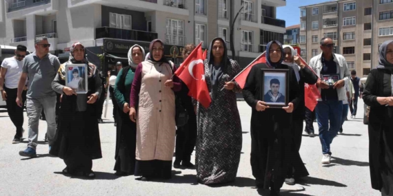 anne-nazli-sancar-iki-haftanin-icinde-iki-evladimiz-geldi-Y3UNnJy2.jpg