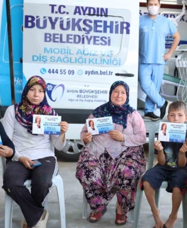 aydin-buyuksehirin-mobil-dis-klinikleri-hizmete-devam-ediyor-cLASneIV.jpg
