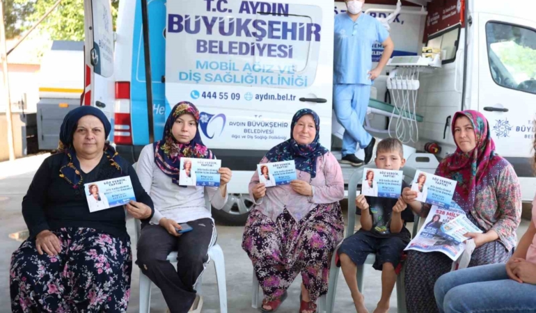 aydin-buyuksehirin-mobil-dis-klinikleri-hizmete-devam-ediyor-cLASneIV.jpg