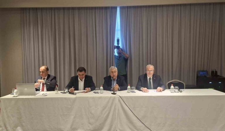 ayesob-baskani-kunkcu-tesk-yonetiminde-YPVPei5j.jpg