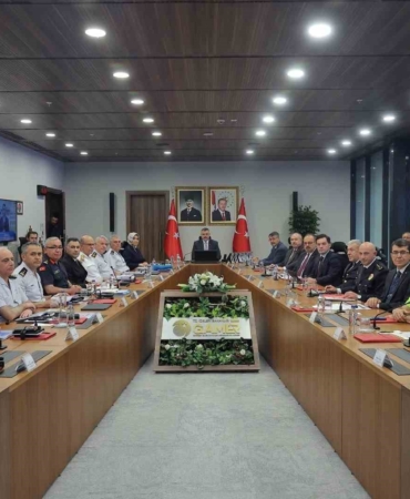 bakan-ciftci-bu-zirve-turkiyenin-diplomatik-agirligini-kurumsal-kapasitesini-guvenlik-tecrubesini-ve-ev-sahipligini-LvWdB1Pi.jpg