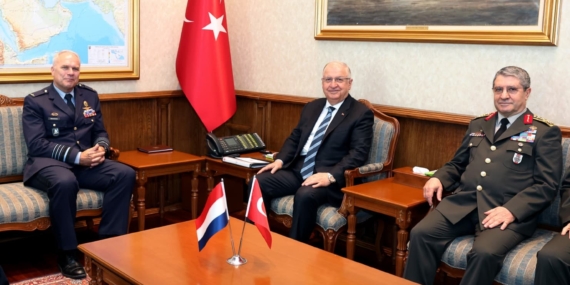 bakan-guler-hollanda-genelkurmay-baskani-orgeneral-eichelsheimi-kabul-etti-EvJJ5ZqU.jpg
