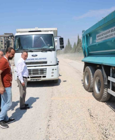 baskan-balaban-muradiyenin-ana-arterlerinde-bir-hafta-icerisinde-asfalt-sorun-bitecek-x5Pv2icA.jpg
