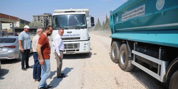 baskan-balaban-muradiyenin-ana-arterlerinde-bir-hafta-icerisinde-asfalt-sorun-bitecek-x5Pv2icA.jpg