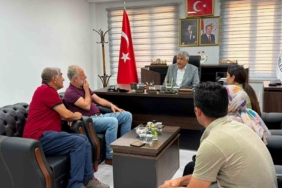 baskan-hallac-hemsehri-bulusmalarinda-vatandaslarla-bir-araya-geliyor-QxlVQnkB.jpg