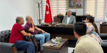 baskan-hallac-hemsehri-bulusmalarinda-vatandaslarla-bir-araya-geliyor-QxlVQnkB.jpg